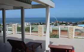 On The Bay Guest House Jeffreys Bay